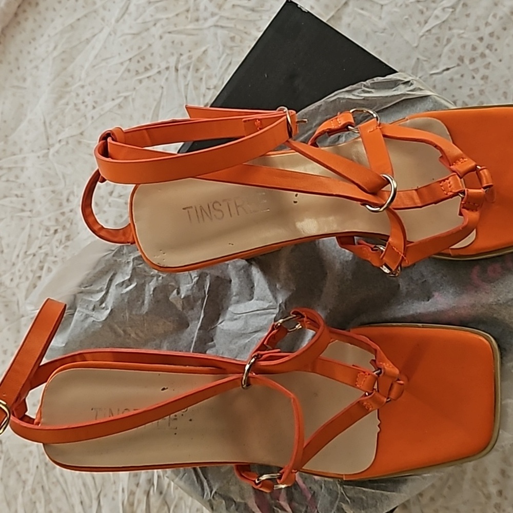 Sandals - Picture 3 of 7
